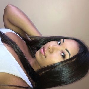 Meet your Posher, Celin